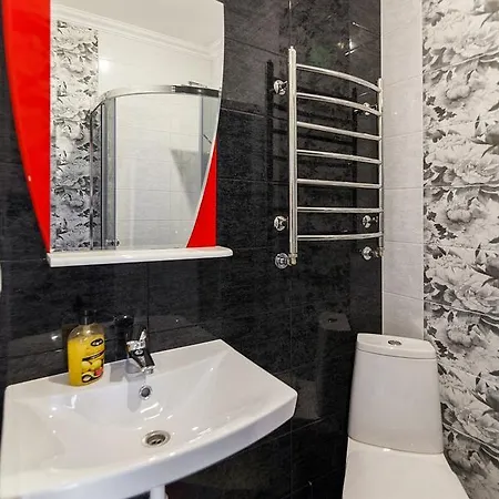 Apartment On Dudayeva 17 Lwów Zewnętrze zdjęcie