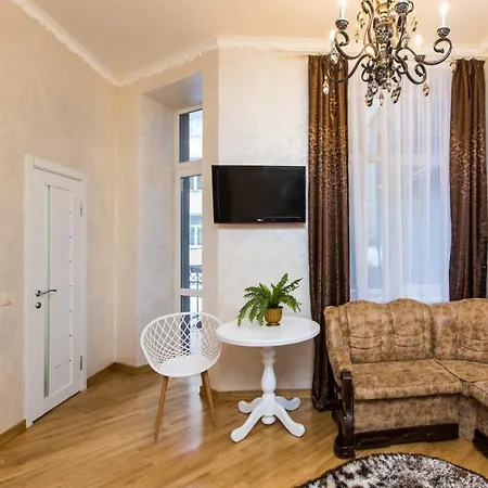 Apartment On Dudayeva 17 Lwów Zewnętrze zdjęcie