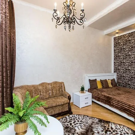 Apartment On Dudayeva 17 Lwów Zewnętrze zdjęcie