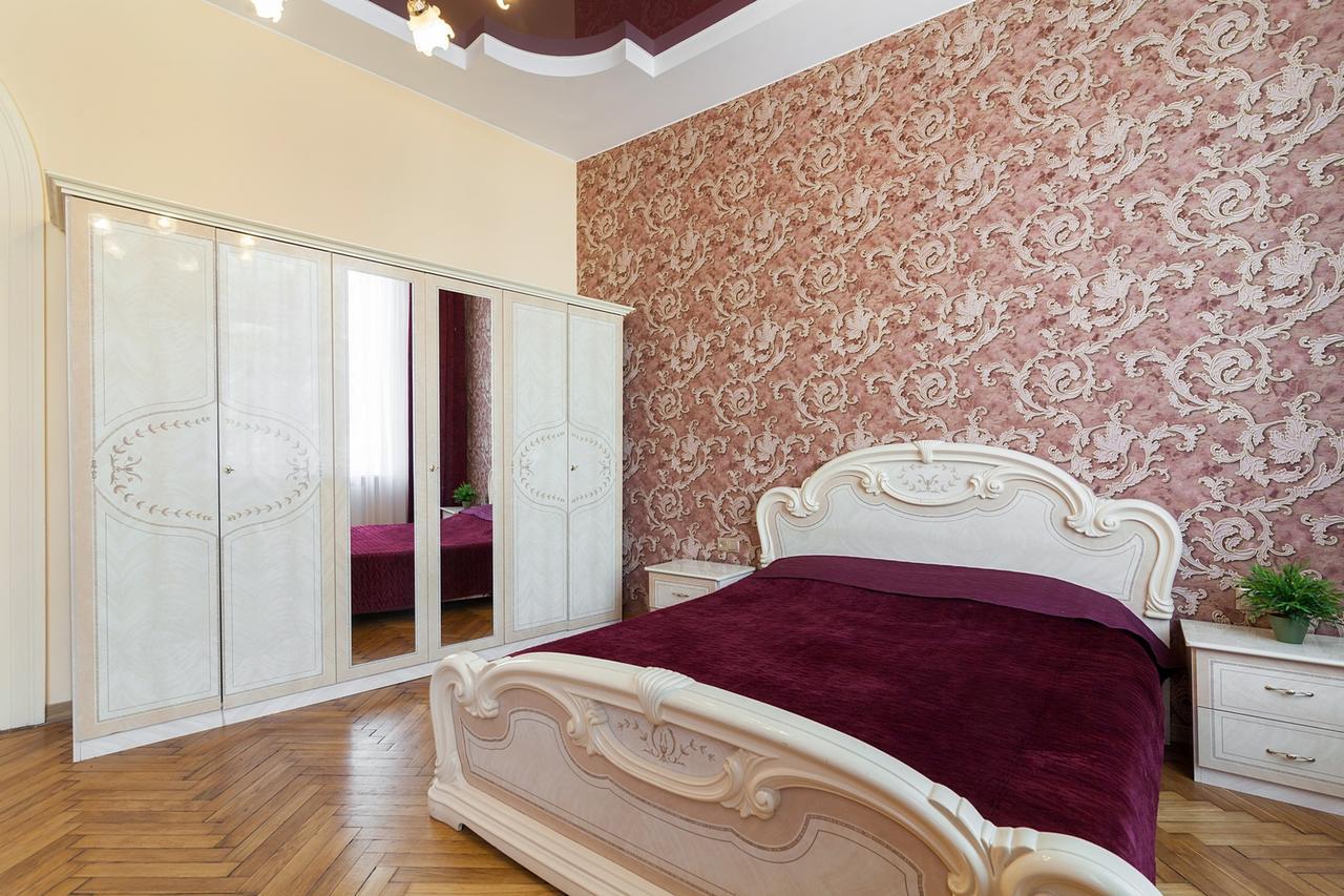 Apartment On Dudayeva 17 *