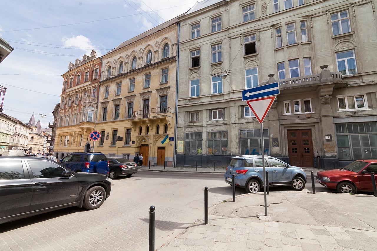 Apartment On Dudayeva 17